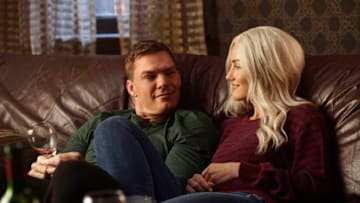 Titans -- Ep. 109 -- "Hank and Dawn" -- Photo Credit: Ben Mark Holzberg / 2018 Warner Bros. Entertainment Inc.  All Rights Reserved