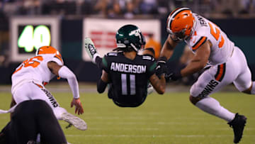 Cleveland Browns Joe Schobert (Photo by Mike Lawrie/Getty Images)