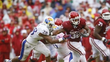 Nov 22, 2014; Norman, OK, USA; Oklahoma Sooners running back Samaje Perine (32) runs during the game against the Kansas Jayhawks at Gaylord Family - Oklahoma Memorial Stadium. Mandatory Credit: Kevin Jairaj-USA TODAY Sports