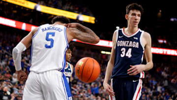 Paolo Banchero, Duke Blue Devils and Chet Homgren, Gonzaga Bulldogs. Photo by Lance King/Getty Images