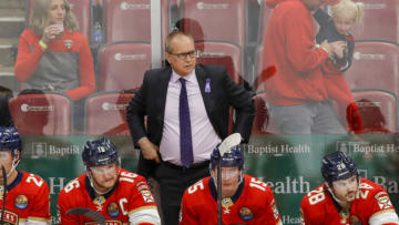Winnipeg Jets, Paul Maurice (Mandatory Credit: Sam Navarro-USA TODAY Sports)