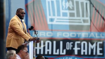 Aug 6, 2016; Canton, OH, USA; Former St. Louis Rams offensive tackle Orlando Pace gives his acceptance speech during the 2016 NFL Hall of Fame enshrinement at Tom Benson Hall of Fame Stadium. Mandatory Credit: Aaron Doster-USA TODAY Sports