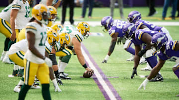MINNEAPOLIS, MINNESOTA - SEPTEMBER 13: The Green Bay Packers offense lines up against the Minnesota Vikings defense at U.S. Bank Stadium on September 13, 2020 in Minneapolis, Minnesota. The Packers defeated the Vikings 43-34. (Photo by Hannah Foslien/Getty Images)