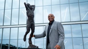 CAMDEN, NJ - SEPTEMBER 13: Charles Barkley poses for a picture with his sculpture at the Philadelphia 76ers training facility on September 13, 2019 in Camden, New Jersey. (Photo by Mitchell Leff/Getty Images)