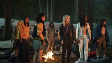 (L-R): Jane Widdop as Laura Lee, Alexa Barajas Plante as Mari, Mya Lowe as Yellowjacket #1, Courtney Eaton as Lottie, Sophie Thatcher as Natalie, Princess Davis as Yellowjackets #2 and Sophie N?lisse as Shauna in YELLOWJACKETS, "F Sharp". Photo credit: Kailey Schwerman/SHOWTIME.