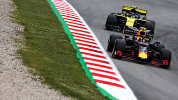 BARCELONA, SPAIN - MAY 11: Pierre Gasly of France driving the (10) Aston Martin Red Bull Racing RB15 leads Nico Hulkenberg of Germany driving the (27) Renault Sport Formula One Team RS19 on track during final practice for the F1 Grand Prix of Spain at Circuit de Barcelona-Catalunya on May 11, 2019 in Barcelona, Spain. (Photo by Charles Coates/Getty Images)