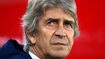 SOUTHAMPTON, ENGLAND - DECEMBER 27: Manuel Pellegrini, Manager of West Ham United looks on during the Premier League match between Southampton FC and West Ham United at St Mary's Stadium on December 27, 2018 in Southampton, United Kingdom. (Photo by Michael Steele/Getty Images)