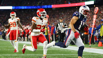 FOXBOROUGH, MA - OCTOBER 14: Julian Edelman #11 of the New England Patriots catches a pass for a touchdown in the second quarter of a game against the Kansas City Chiefs at Gillette Stadium on October 14, 2018 in Foxborough, Massachusetts. (Photo by Adam Glanzman/Getty Images)
