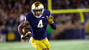 Notre Dame wide receiver Lorenzo Styles Jr. (4) runs after making a catch during the Notre Dame vs. Stanford NCAA football game Saturday, Oct. 15, 2022 at Notre Dame Stadium in South Bend.Notre Dame Vs Stanford Football