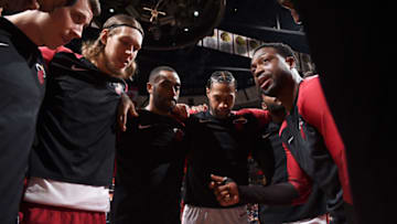 CHICAGO, IL - NOVEMBER 23: Dwayne Wade #3 of the Miami Heat leads a huddle before the game against the Chicago Bulls on November 23, 2018 at the United Center in Chicago, Illinois. NOTE TO USER: User expressly acknowledges and agrees that, by downloading and or using this photograph, user is consenting to the terms and conditions of the Getty Images License Agreement. Mandatory Copyright Notice: Copyright 2018 NBAE (Photo by Randy Belice/NBAE via Getty Images)
