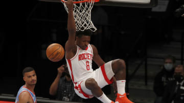 NEW YORK, NEW YORK - MARCH 31: (NEW YORK DAILIES OUT) Jae'Sean Tate #8 of the Houston Rockets in action against the Brooklyn Nets at Barclays Center on March 31, 2021 in New York City. The Nets defeated the Rockets 120-108. NOTE TO USER: User expressly acknowledges and agrees that, by downloading and or using this photograph, User is consenting to the terms and conditions of the Getty Images License Agreement. (Photo by Jim McIsaac/Getty Images)