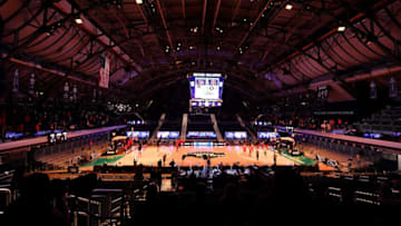 Syracuse basketball (Mandatory Credit: Doug McSchooler-USA TODAY Sports)
