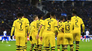 BERLIN, GERMANY - NOVEMBER 30: Thorgan Hazard of Borussia Dortmund celebrates with his team mates after scoring a goal during Bundesliga match between Hertha Berlin and Borussia Dortmund in Berlin, Germany on November 30, 2019. (Photo by Abdulhamid Hosbas/Anadolu Agency via Getty Images)