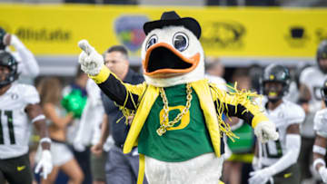 ARLINGTON, TX - AUGUST 31: The Oregon Duck leads the team out of the tunnel during the AdvoCare Classic college football game between the Oregon Ducks and the Auburn Tigers on August 31, 2019, at AT&T Stadium in Arlington, TX. (Photo by Matthew Visinsky/Icon Sportswire via Getty Images)