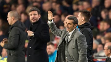EINDHOVEN, NETHERLANDS - NOVEMBER 28: Head coach Mark van Bommel of PSV Eindhoven and Head coach Ernesto Valverde of Barcelona gestures during the Group B match of the UEFA Champions League between PSV and FC Barcelona at Philips Stadion on November 28, 2018 in Eindhoven, Netherlands. (Photo by TF-Images/TF-Images via Getty Images)