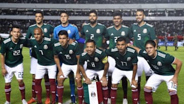 Members of Mexico's national football team pose ahead of the friendly football match between Mexico and Chile at the La Corregidora stadium in Queretaro, Mexico, on October 16, 2018. (Photo by RODRIGO ARANGUA / AFP) (Photo credit should read RODRIGO ARANGUA/AFP/Getty Images)