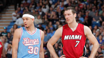 SACRAMENTO, CA - APRIL 1: Seth Curry #30 of the Sacramento Kings faces off against Goran Dragic #7 of the Miami Heat on April 1, 2016 at Sleep Train Arena in Sacramento, California. NOTE TO USER: User expressly acknowledges and agrees that, by downloading and or using this photograph, User is consenting to the terms and conditions of the Getty Images Agreement. Mandatory Copyright Notice: Copyright 2016 NBAE (Photo by Rocky Widner/NBAE via Getty Images)