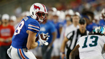 Mandatory Credit: Tim Heitman-USA TODAY Sports