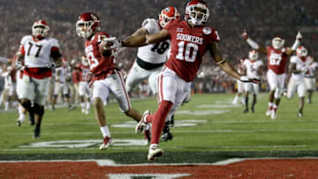 PASADENA, CA - JANUARY 01: Steven Parker #10 of the Oklahoma Sooners scores a 46 yard touchdown after Sony Michel #1 of the Georgia Bulldogs fumbles the ball in the 2018 College Football Playoff Semifinal at the Rose Bowl Game presented by Northwestern Mutual at the Rose Bowl on January 1, 2018 in Pasadena, California. (Photo by Matthew Stockman/Getty Images)