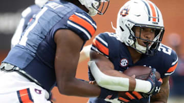 Auburn football OC Eric Kiesau wants to build the offense around running the ball. Mandatory Credit: The Montgomery Advertiser