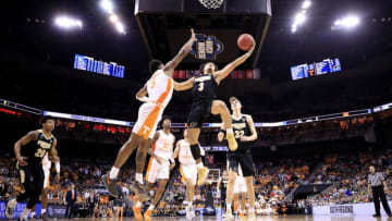 LOUISVILLE, KENTUCKY - MARCH 28: Carsen Edwards #3 of the Purdue Boilermakers goes up for a layup against Admiral Schofield #5 of the Tennessee Volunteers during overtime of the 2019 NCAA Men's Basketball Tournament South Regional at the KFC YUM! Center on March 28, 2019 in Louisville, Kentucky. (Photo by Kevin C. Cox/Getty Images)