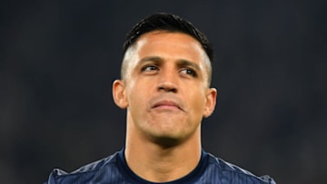 TURIN, ITALY - NOVEMBER 07: Alexis Sánchez of Manchester United FC looks on before the Group H match of the UEFA Champions League between Juventus and Manchester United at on November 7, 2018 in Turin, Italy. (Photo by Alessandro Sabattini/Getty Images )