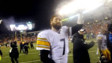 Jan 9, 2016; Cincinnati, OH, USA; Pittsburgh Steelers quarterback Ben Roethlisberger (7) runs off the field after beating the Cincinnati Bengals in the AFC Wild Card playoff football game at Paul Brown Stadium. Mandatory Credit: Christopher Hanewinckel-USA TODAY Sports