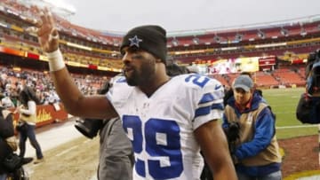 Dec 28, 2014; Landover, MD, USA; Dallas Cowboys running back DeMarco Murray (29) waves to fans while leaving the field after the Cowboys