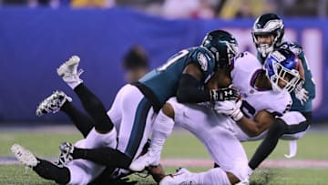 EAST RUTHERFORD, NJ - OCTOBER 11: Saquon Barkley #26 of the New York Giants makes a catch for a first down against the Philadelphia Eagles during the first quarter at MetLife Stadium on October 11, 2018 in East Rutherford, New Jersey. (Photo by Elsa/Getty Images)