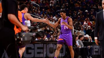 PHOENIX, AZ - MARCH 1: De'Anthony Melton #14 of the Phoenix Suns smiles during a game against the New Orleans Pelicans on March 1, 2019 at Talking Stick Resort Arena in Phoenix, Arizona. NOTE TO USER: User expressly acknowledges and agrees that, by downloading and or using this photograph, user is consenting to the terms and conditions of the Getty Images License Agreement. Mandatory Copyright Notice: Copyright 2019 NBAE (Photo by Barry Gossage/NBAE via Getty Images)
