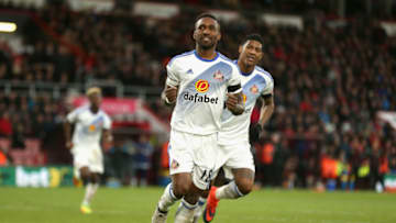 BOURNEMOUTH, ENGLAND - NOVEMBER 05: Jermain Defoe of Sunderland (C) celebrates scoring his sides second goal during the Premier League match between AFC Bournemouth and Sunderland at Vitality Stadium on November 5, 2016 in Bournemouth, England. (Photo by Alex Morton/Getty Images)