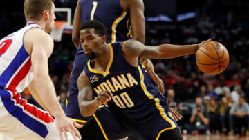 AUBURN HILLS, MI - JANUARY 03: Aaron Brooks (Photo by Gregory Shamus/Getty Images)