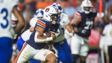 Auburn football running back Jarquez Hunter (27) breaks free and runs into the end zone for a touchdown as Auburn Tigers take on San Jose State Spartans at Jordan-Hare Stadium in Auburn, Ala., on Saturday, Sept. 10, 2022. San Jose State Spartans lead Auburn Tigers 10-7 at halftime.