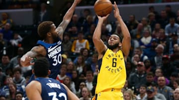 INDIANAPOLIS, IN - DECEMBER 31: Cory Joseph #6 of the Indiana Pacers shoots a jumper against Aaron Brooks #30 of the Minnesota Timberwolves during the second half at Bankers Life Fieldhouse on December 31, 2017 in Indianapolis, Indiana. NOTE TO USER: User expressly acknowledges and agrees that, by downloading and or using this photograph, User is consenting to the terms and conditions of the Getty Images License Agreement. (Photo by Michael Reaves/Getty Images)