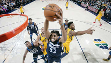 SALT LAKE CITY, UT - NOVEMBER 18: Karl-Anthony Towns #32 of the Minnesota Timberwolves rebounds the ball. Copyright 2019 NBAE (Photo by Melissa Majchrzak/NBAE via Getty Images)