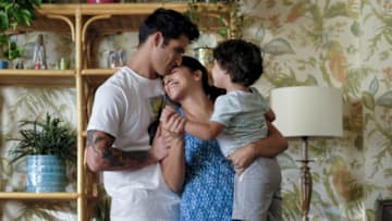 Jane The Virgin -- "Chapter Sixty-Seven" -- Image Number: JAV403a_0171.jpg -- Pictured (L-R): Tyler Posey as Adam, Gina Rodriguez as Jane and Elias Janssen as Mateo -- Photo: Scott Everett White/The CW -- ÃÂ© 2017 The CW Network, LLC. All Rights Reserved.