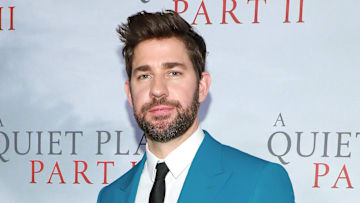 John Krasinski wore a self-made wig for season 3 of 'The Office.'
