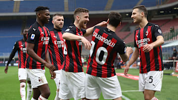 L'esultanza dei giocatori del Milan