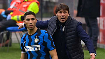 Antonio Conte e Achraf Hakimi 