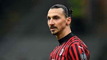 AC Milan v Juventus - Coppa Italia: Semi Final