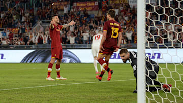 Pellegrini e Calafiori dopo il gol del 3-1