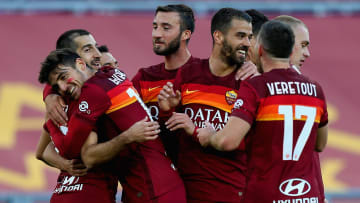 L'esultanza al gol di Mkhitaryan