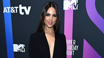 Eiza González fue vista caminando por Los Ángeles con un apuesto deportista