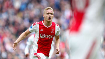 Donny van de Beek completará una medular brillante en Old Trafford