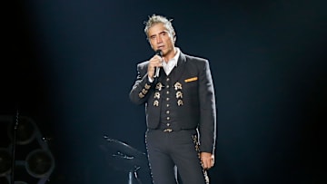 Alejandro Fernandez tiene 50 años actualmente 