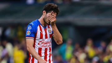 El equipo azulcrema reaccionó a los ataques del futbolista de Chivas
