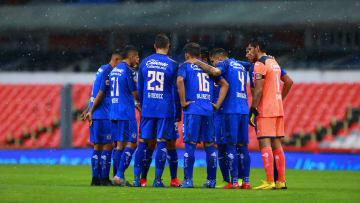 Cruz Azul previo a un partido ante el América.