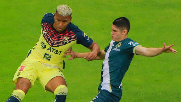 El colombiano Roger Martínez se encargó de abrir el camino de la victoria del América sobre Puebla.