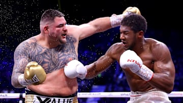 Andy Ruiz Jr. es conocido por la gran cantidad de tatuajes que tiene