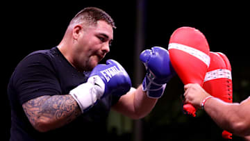 El mexicano Andy Ruiz Jr. busca nuevo entrenador para recuperar su carrera como boxeador en 2020